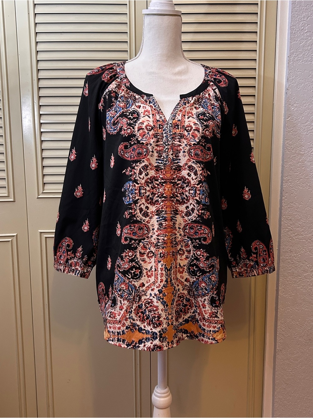 Beach Lunch Lounge Black Paisley Split-Neck Tunic Boho Chic Westernwear